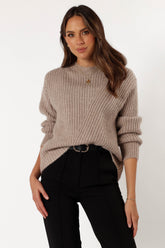 KNITWEAR @Villa Knit Sweater - Taupe
