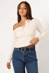 TOPS @Mable Top - White