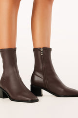 Chihiro Booties - Hickory