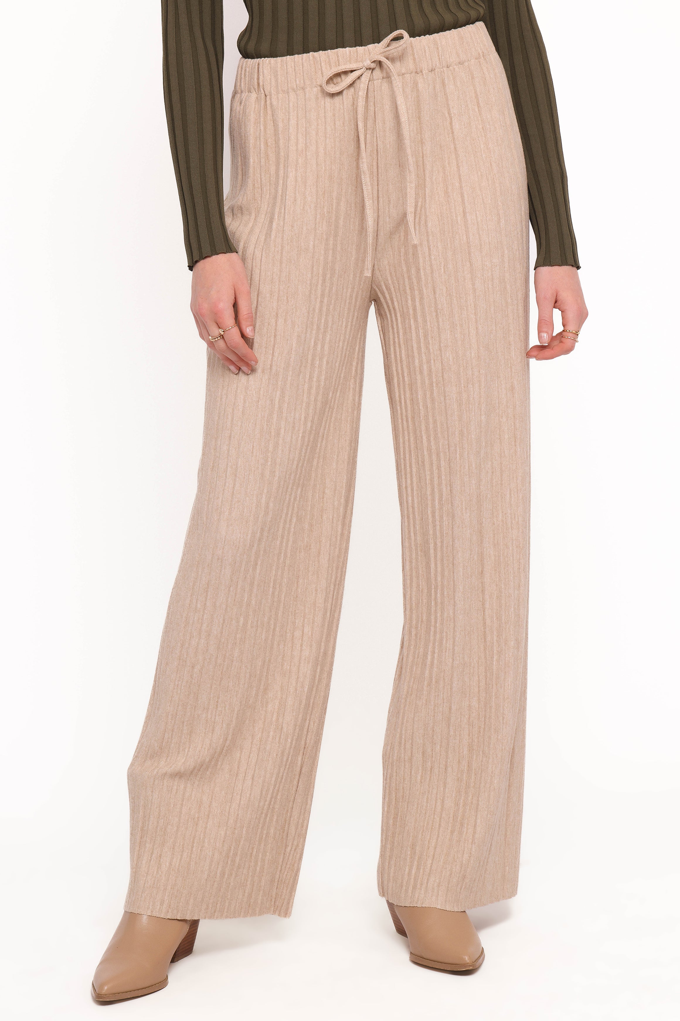 Davis Pleated Knit Pant - Beige