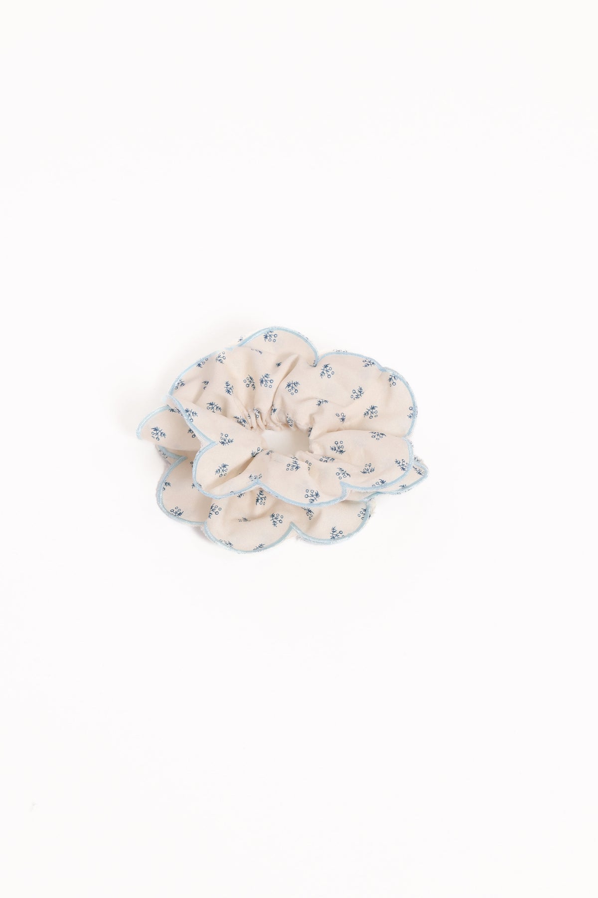 Edith Scrunchie - Blue Floral
