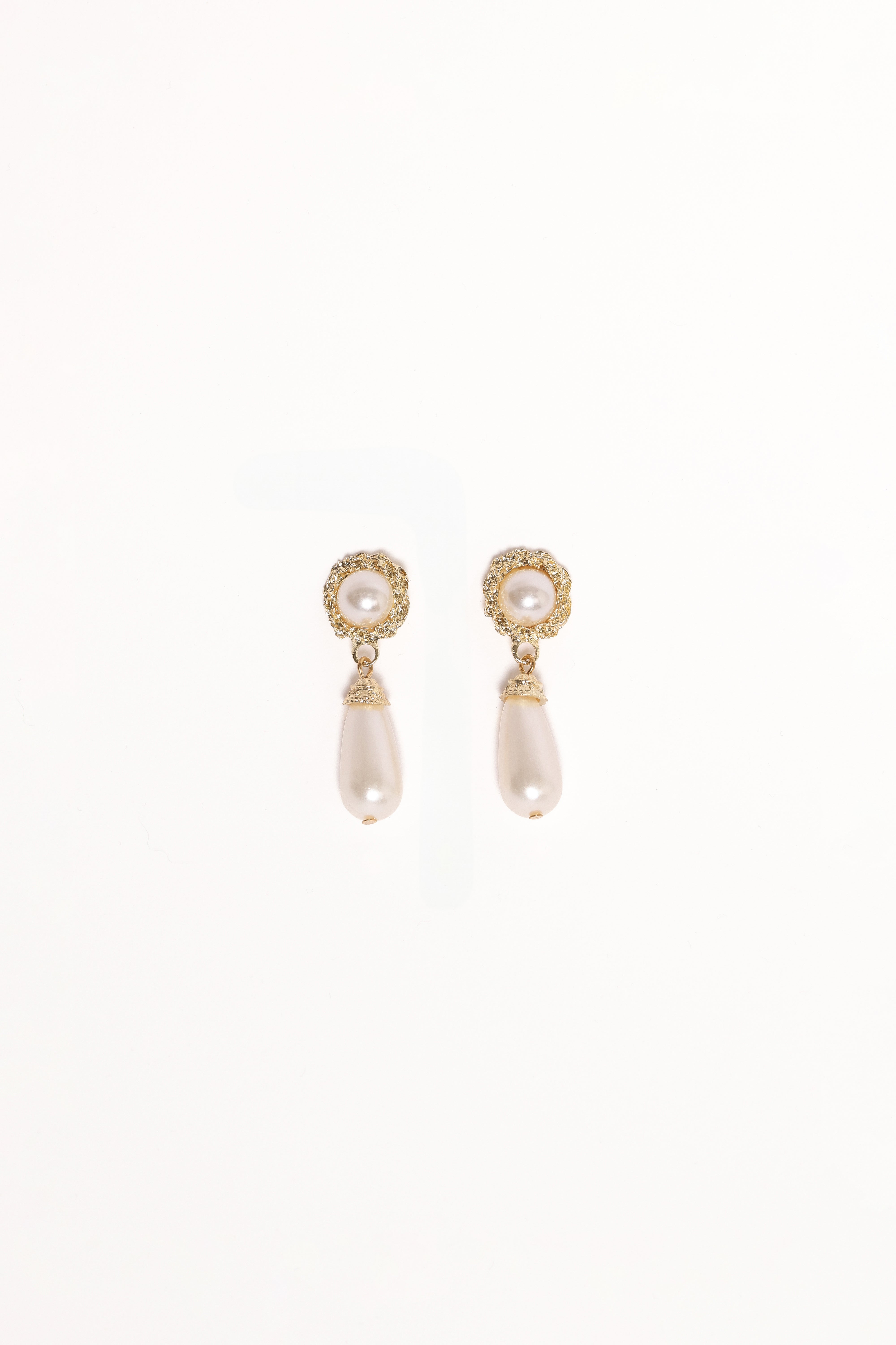 Estelle Earrings - Gold/Pearl