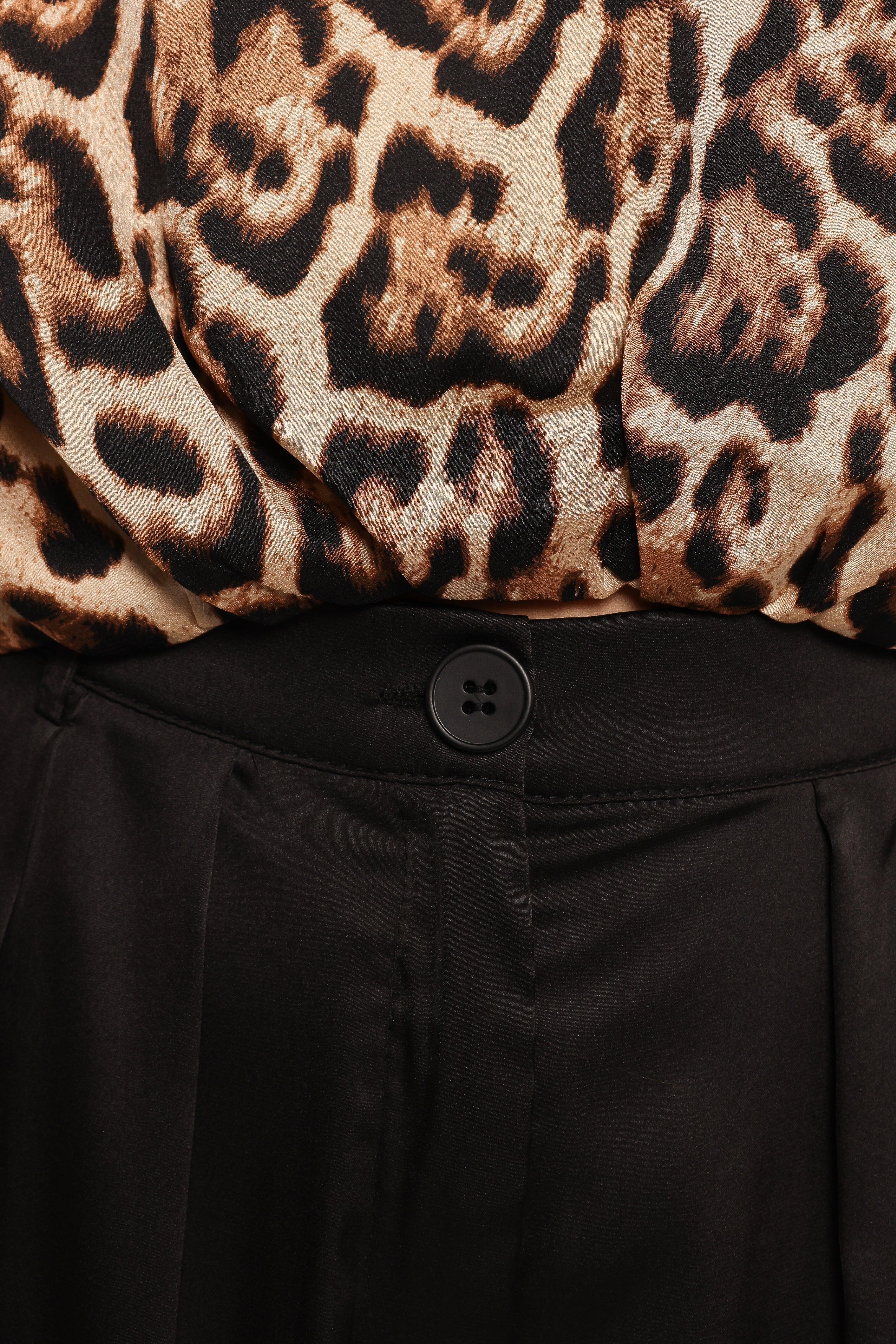 Harlow Two Piece Set - Tan Black