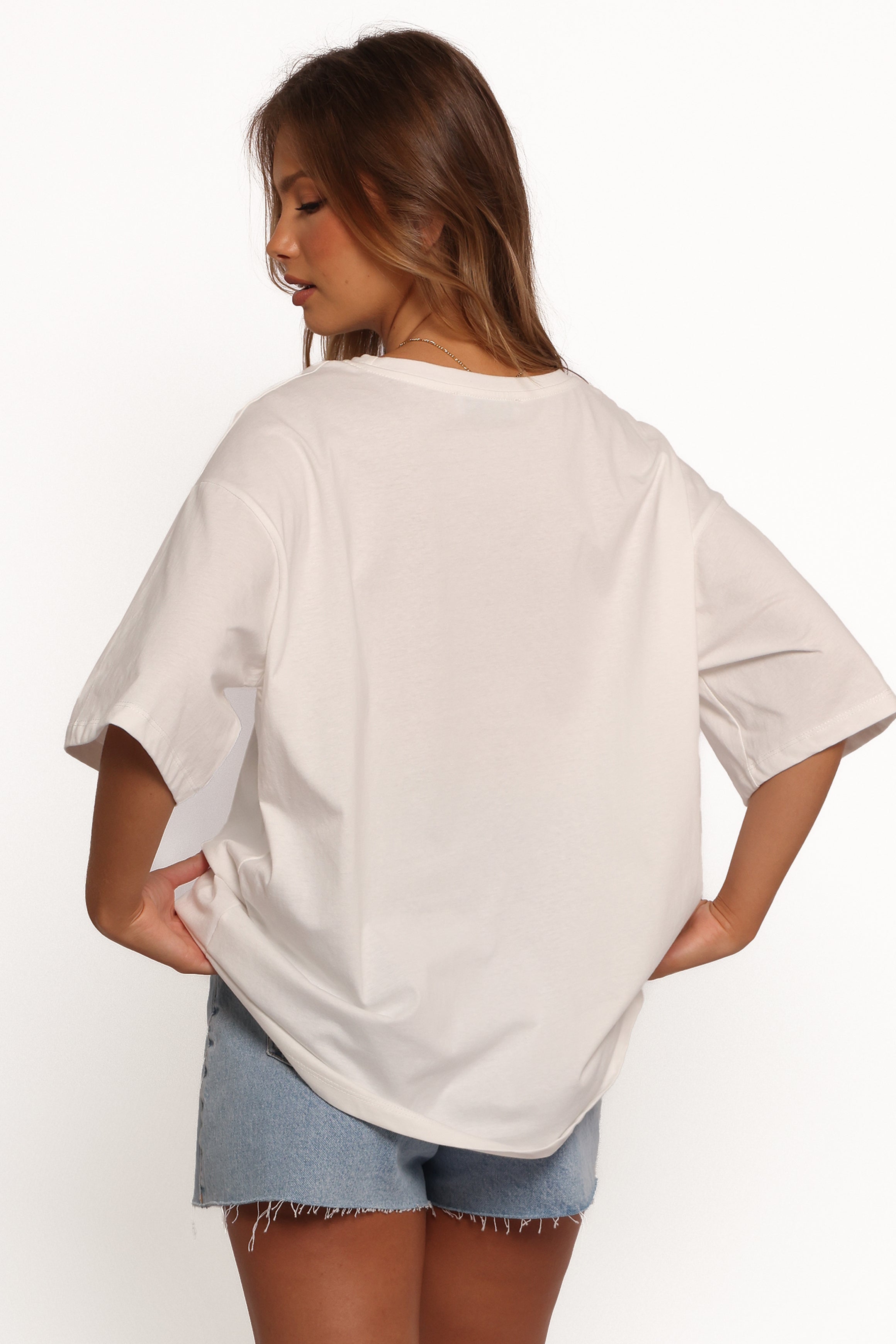 Loa Graphic Tee - White