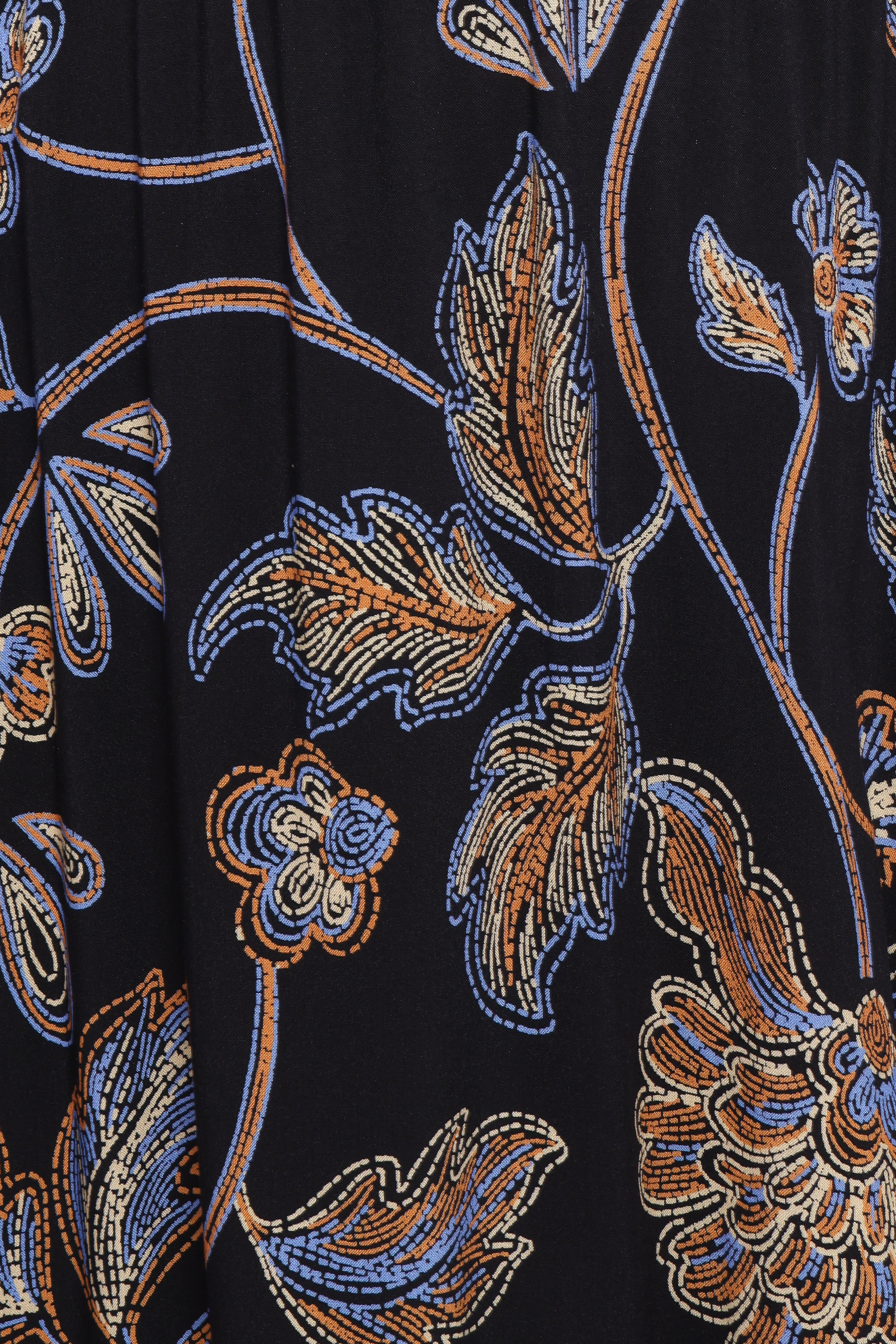 Loveen Maxi Dress - Black Floral