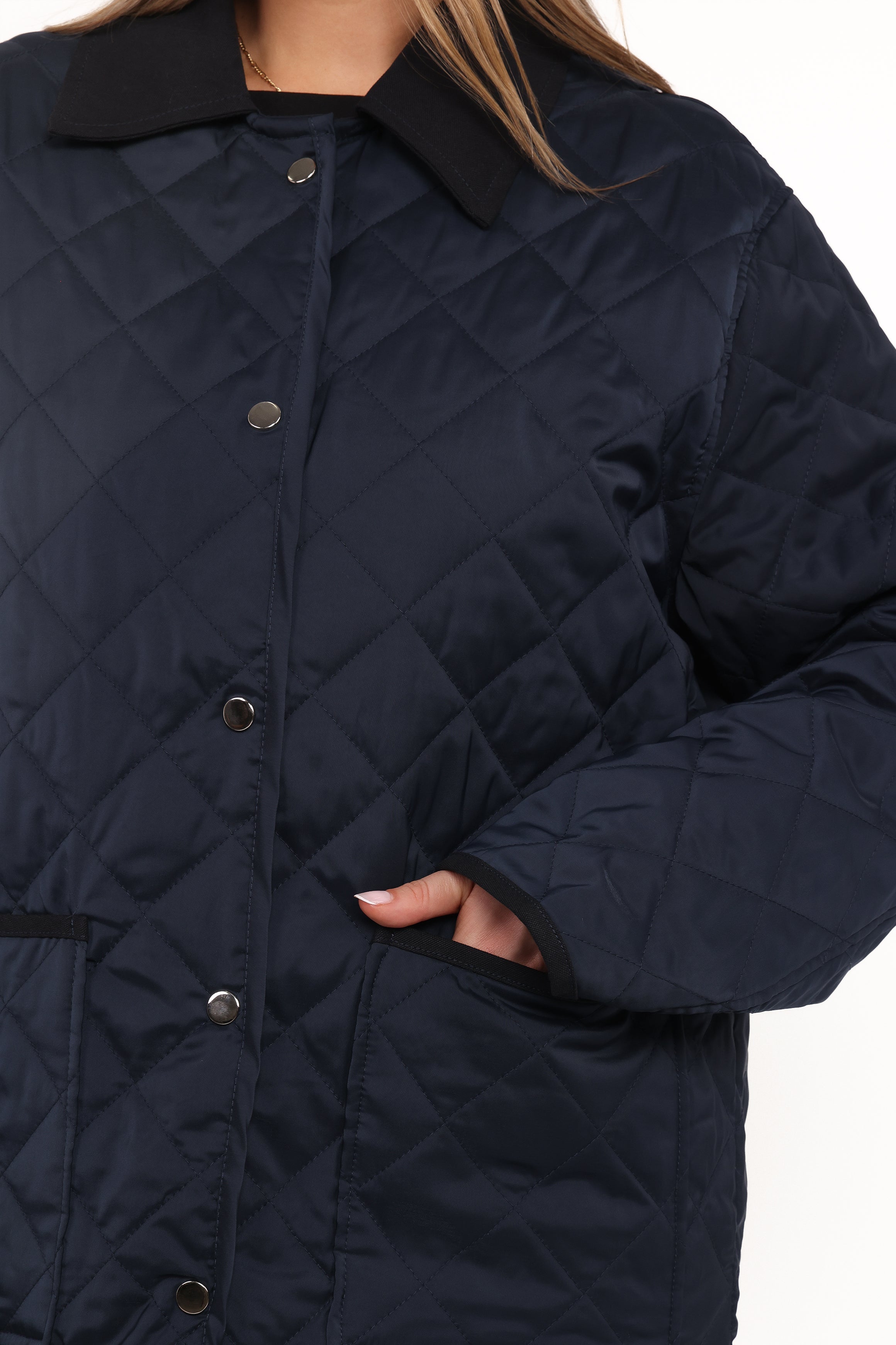 Lynly Quilted Barn Jacket - Navy