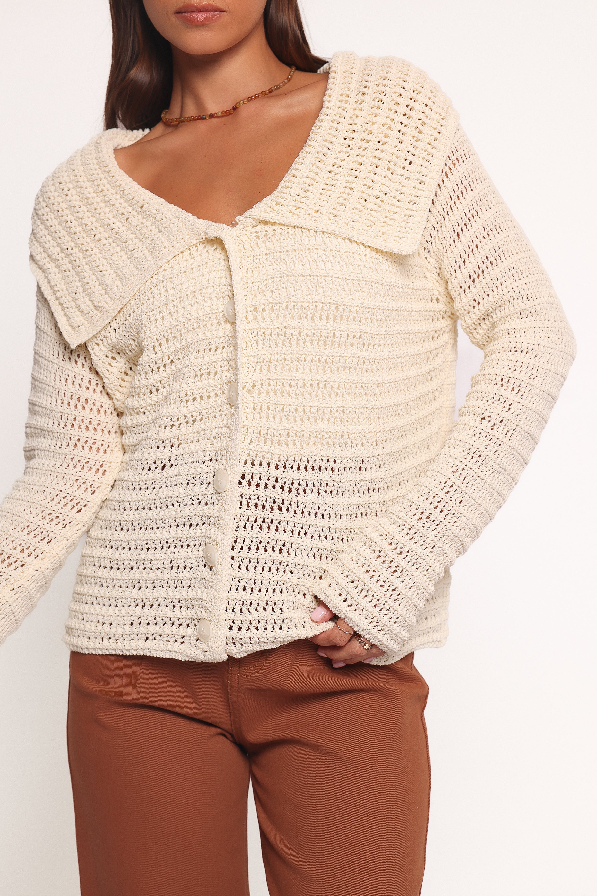 Lyra Large Collar Cardigan - White