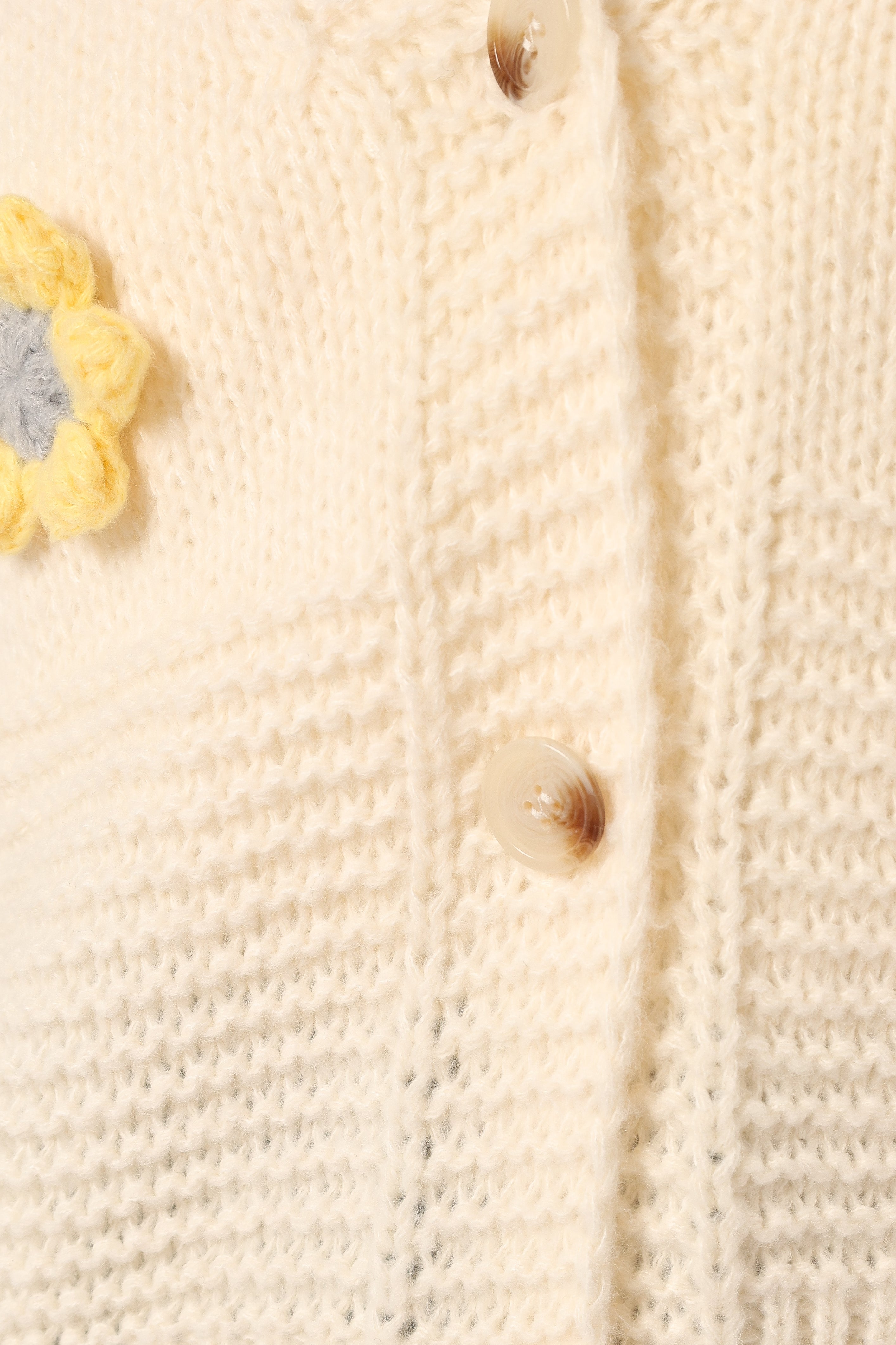 KNITWEAR @Sienna Flower Cardigan - Cream