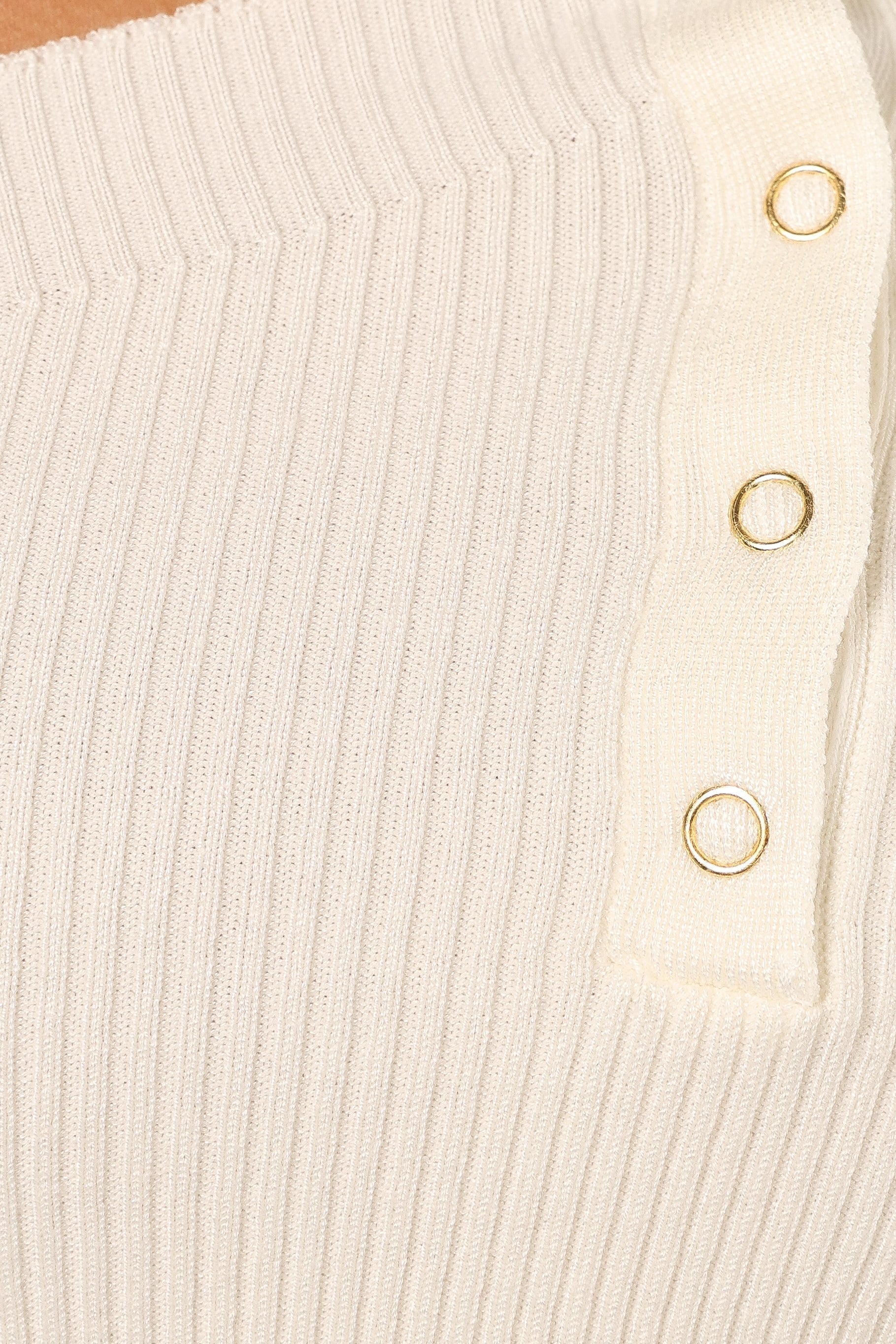 TOPS @Mable Top - White