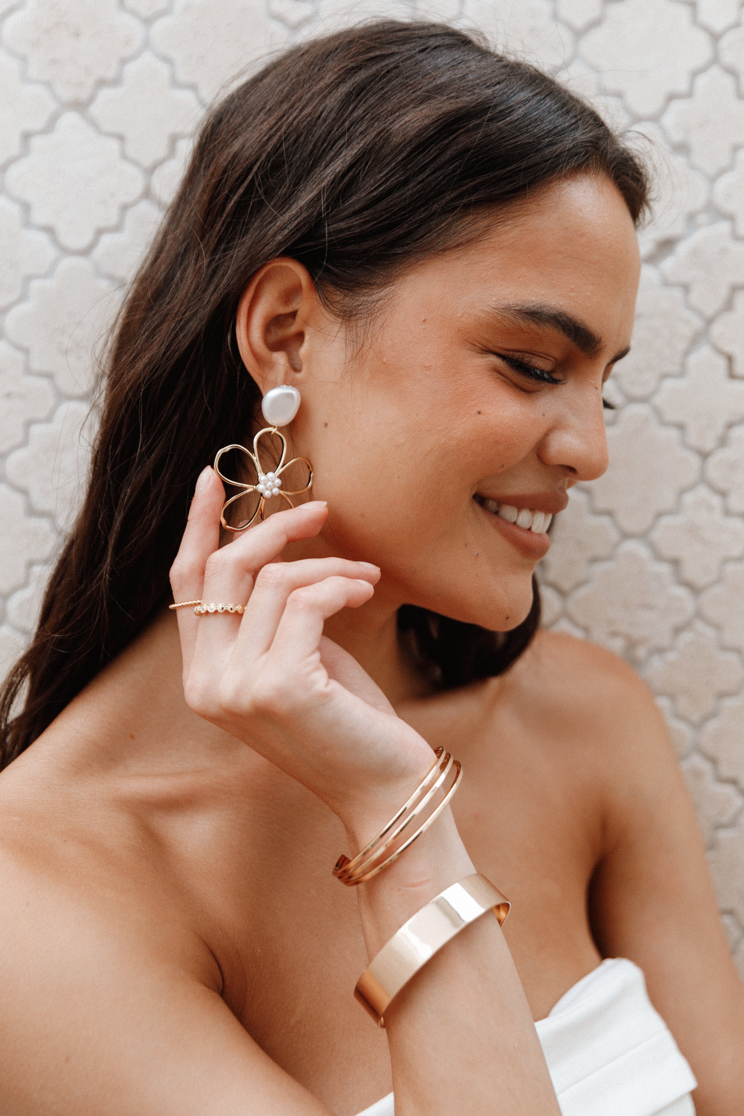 Petal and Pup USA ACCESSORIES Adeline Flower Earrings - Gold/Pearl One Size