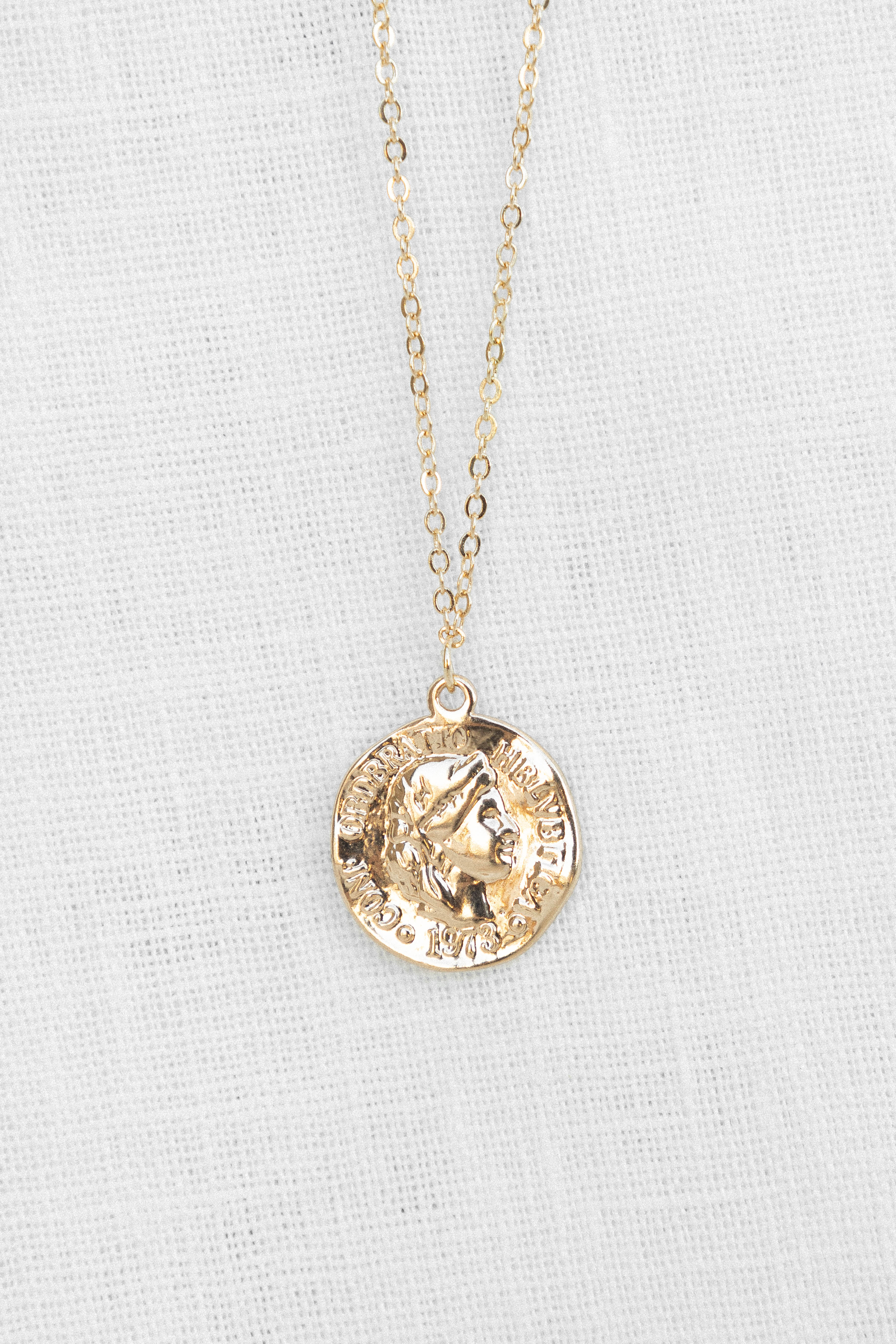 Petal and Pup USA ACCESSORIES Enchante 5 Layer Necklace Set - Gold One Size