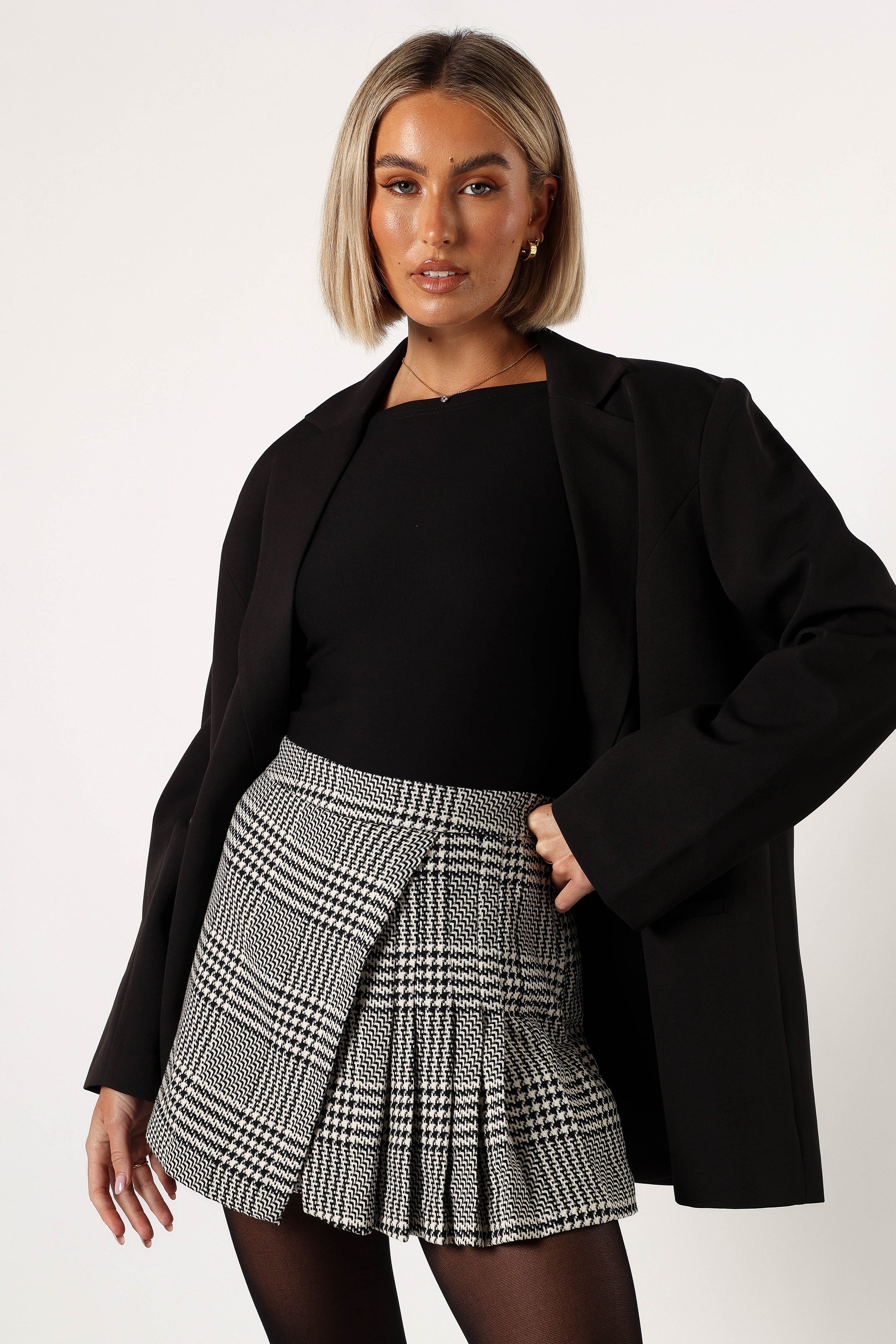 Petal and Pup USA BOTTOMS Natasha Mini Skort - Black/White