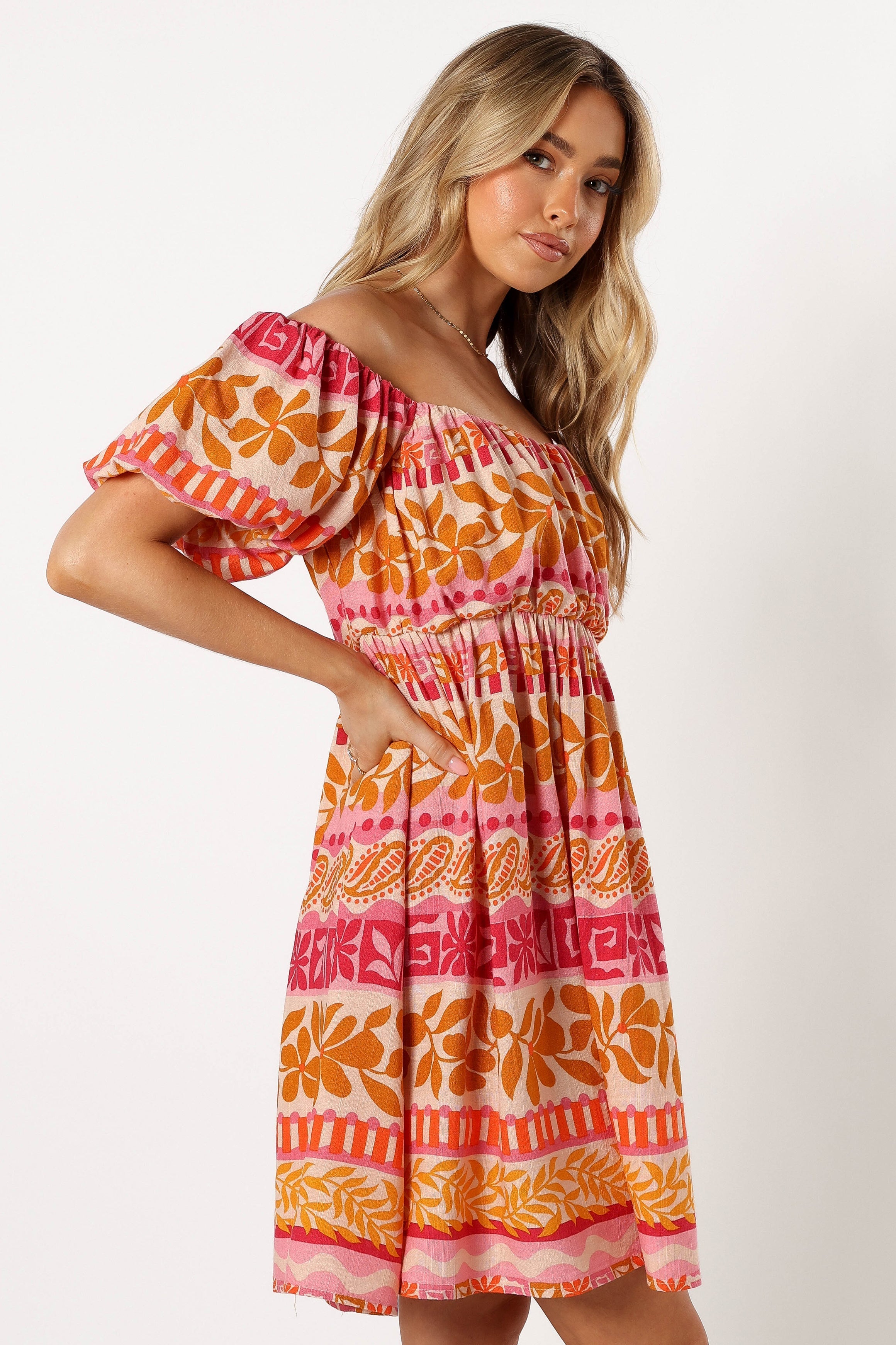 Petal and Pup USA DRESSES Siesta Off Shoulder Mini Dress - Yindi Print