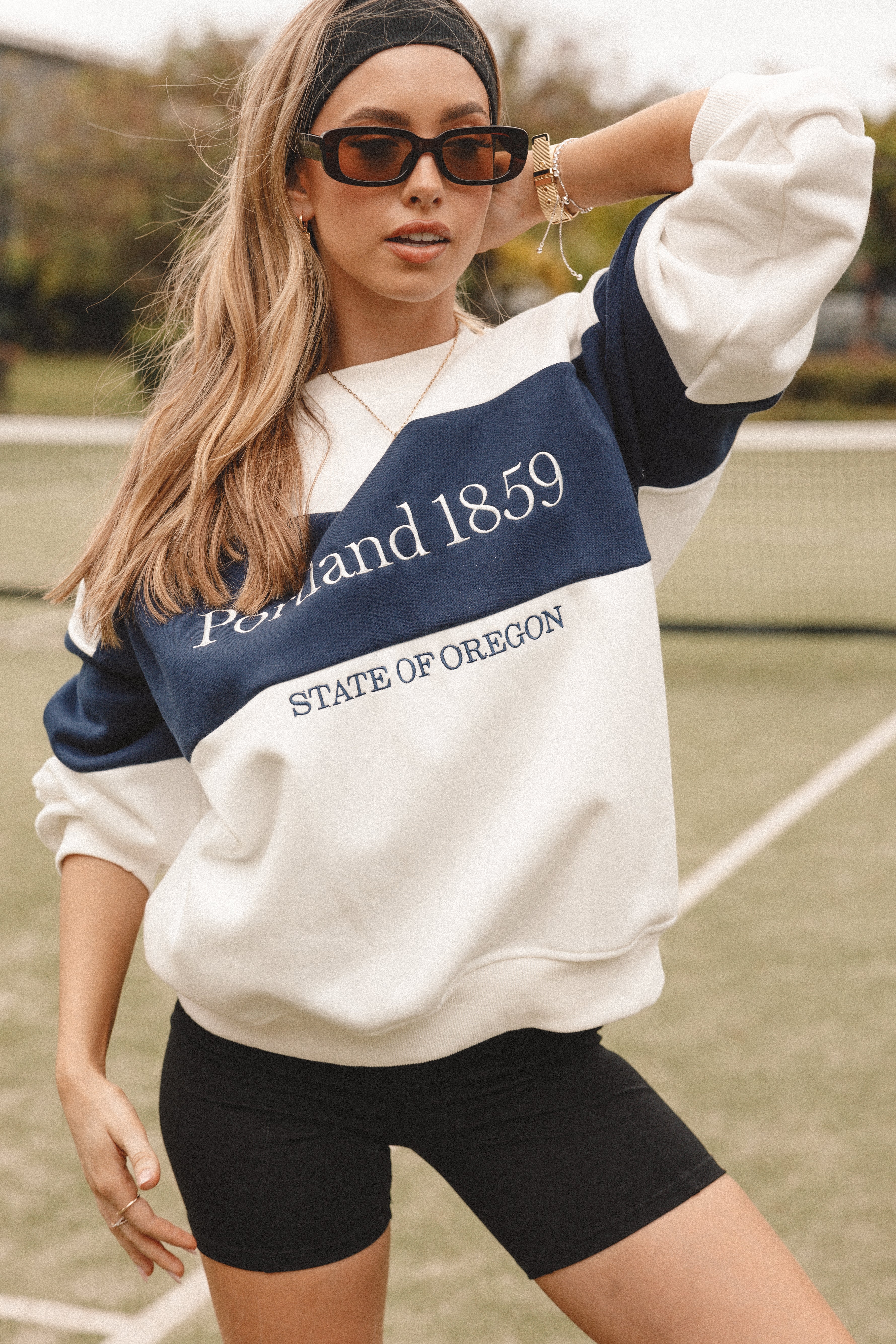 OUTERWEAR @Portland Colorblock Oversized Sweatshirt - White Navy
