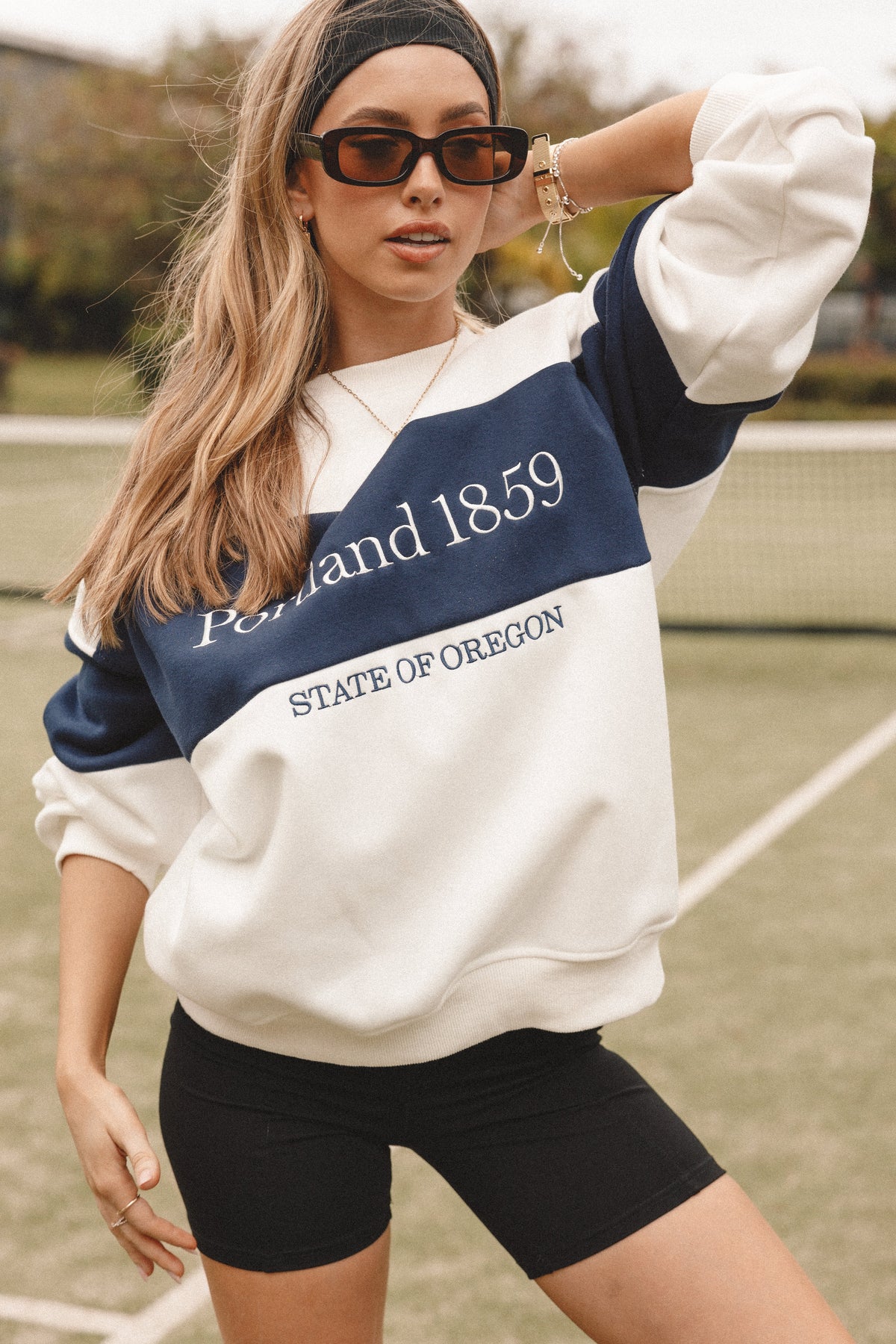 OUTERWEAR @Portland Colorblock Oversized Sweatshirt - White Navy