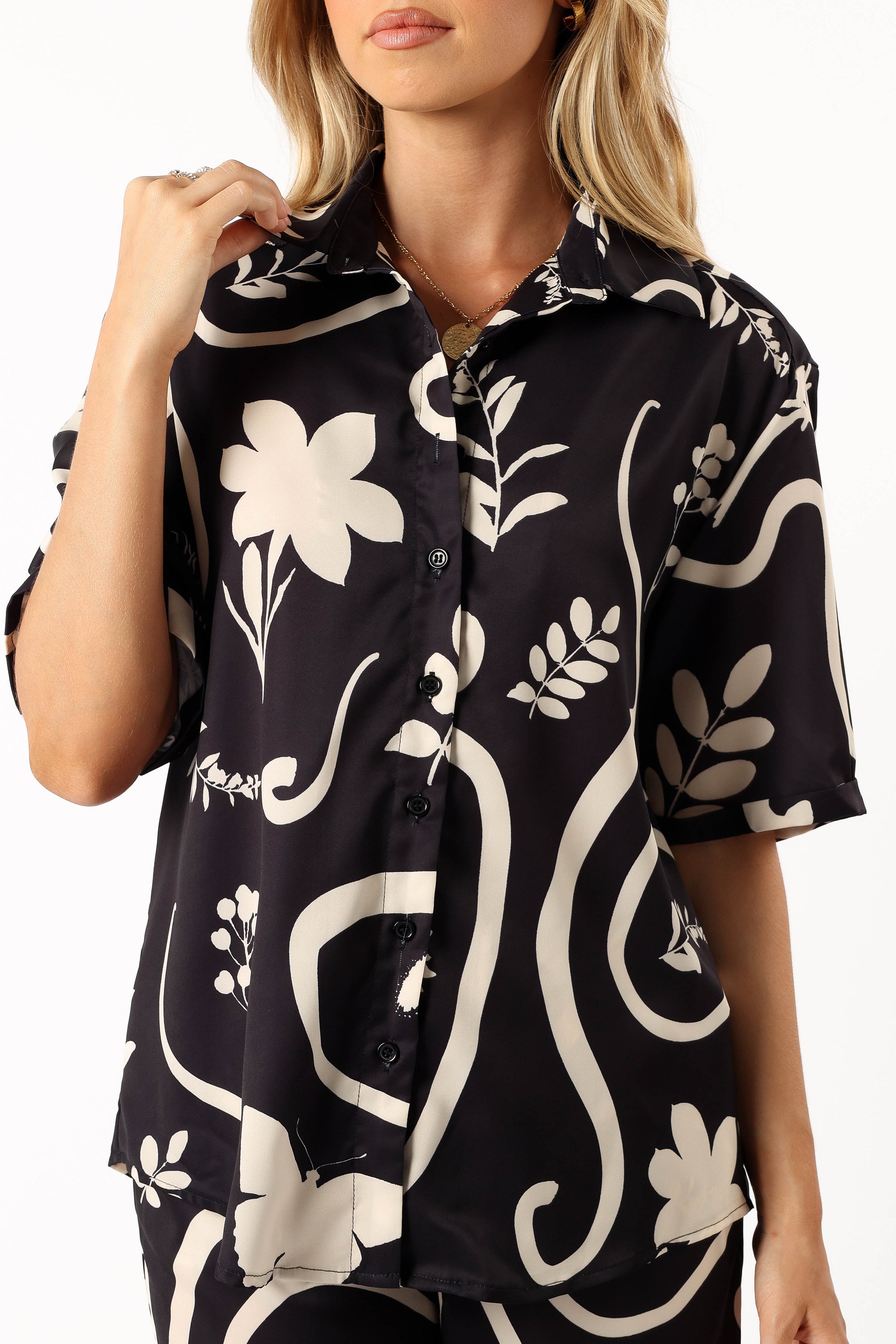 Petal and Pup USA TOPS Leo Shirt - Black Sand