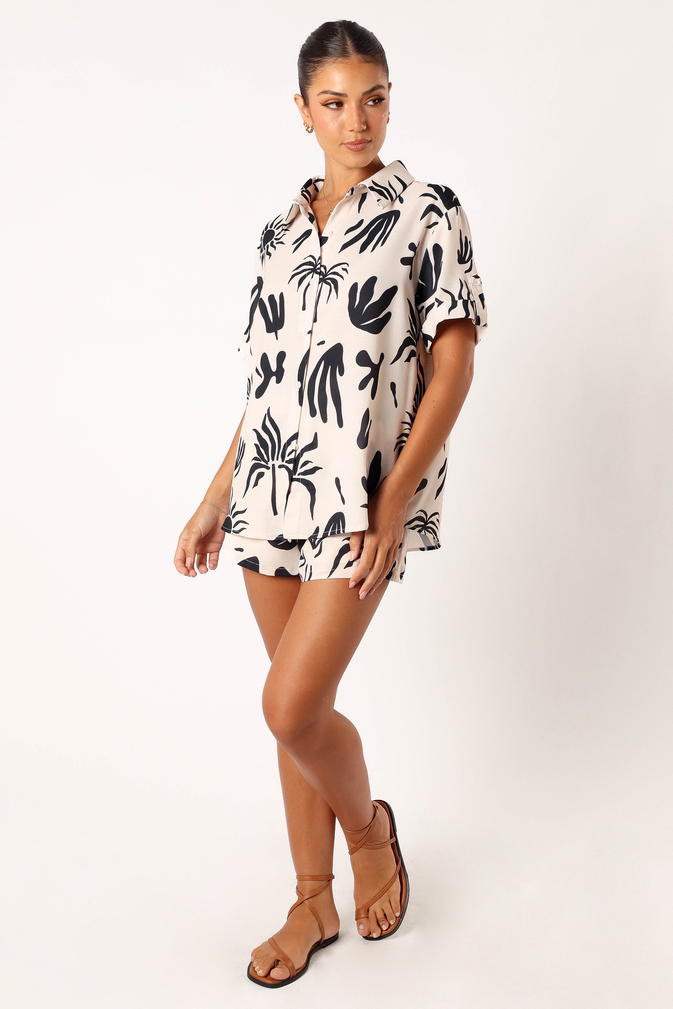 Petal and Pup USA TOPS Sawyer Short Sleeve Shirt - Beige Black