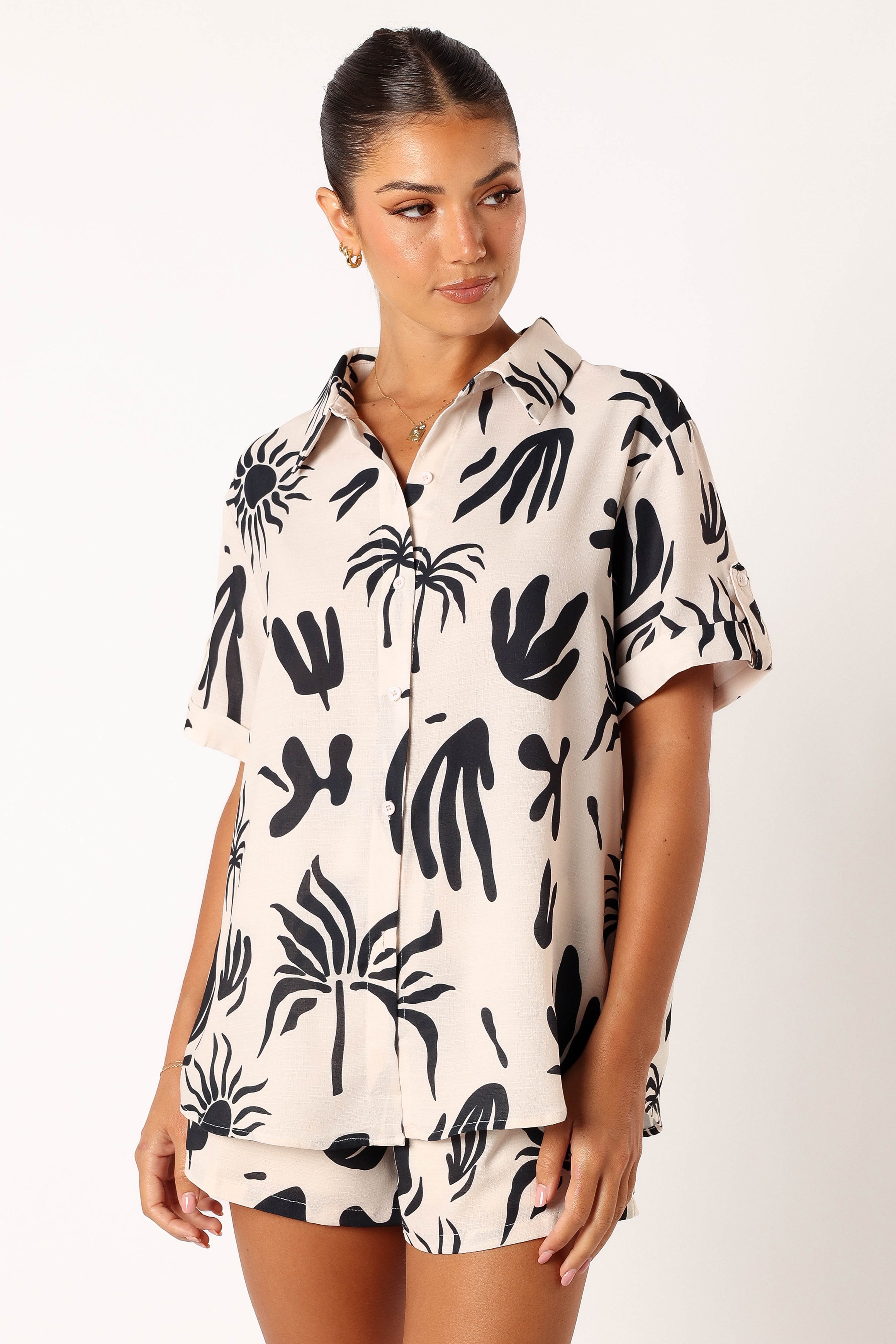 Petal and Pup USA TOPS Sawyer Short Sleeve Shirt - Beige Black